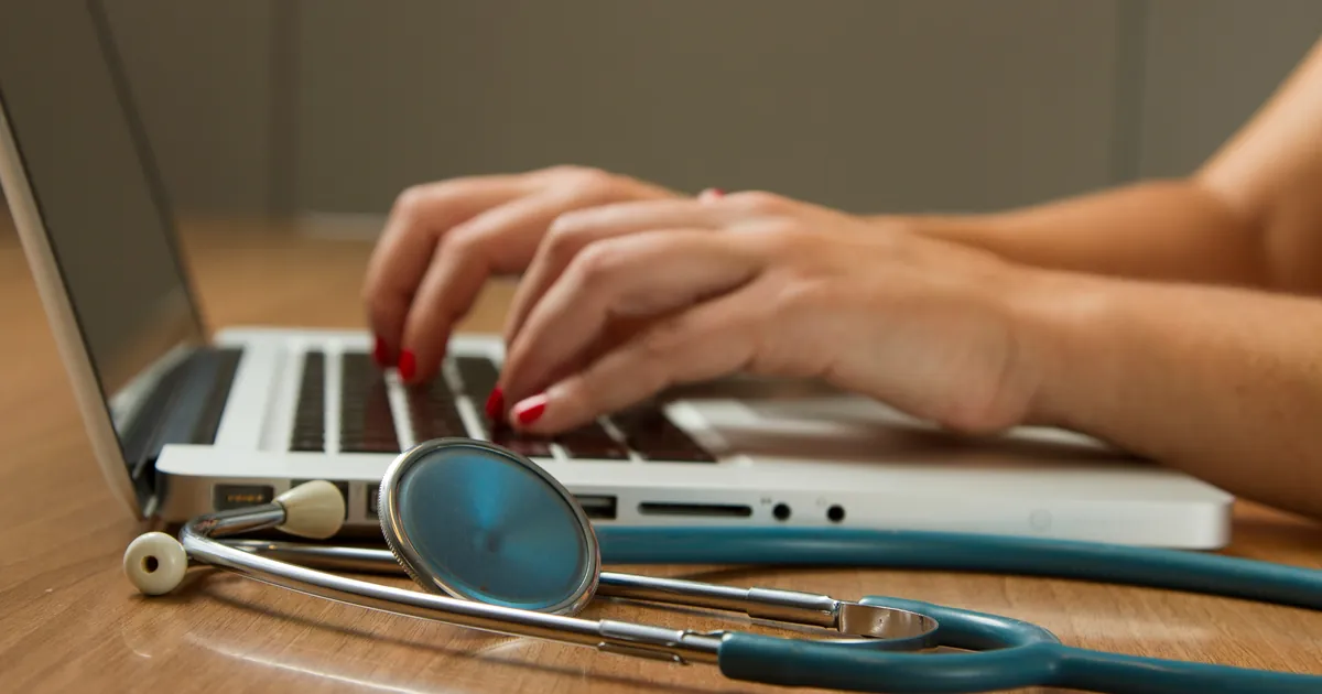 Les nouveautés 2026 : ordinateur portable et stéthoscope — actualité mutuelle santé